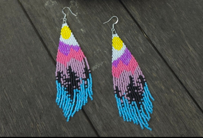Painted Peaks Beaded Ballcap Brim and Matching Earrings
